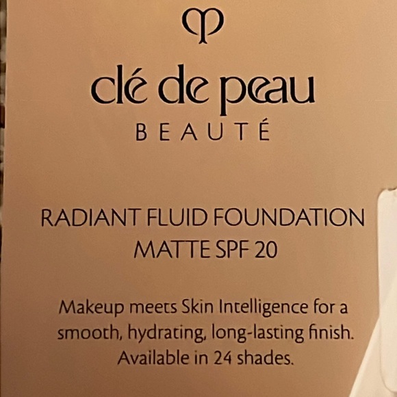 Beauté Radiant Fluid Matte Foundation SPF 20